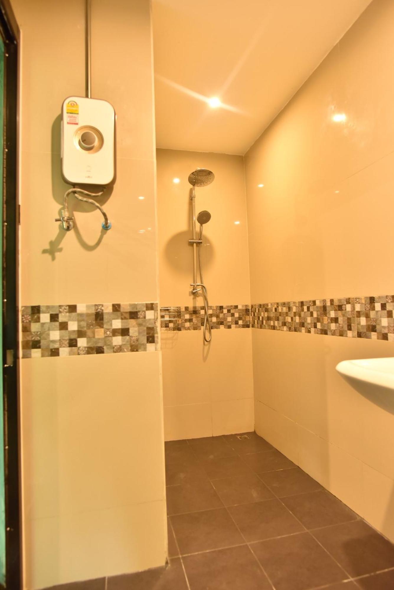 נונג קאי Rest Time Hotel מראה חיצוני תמונה